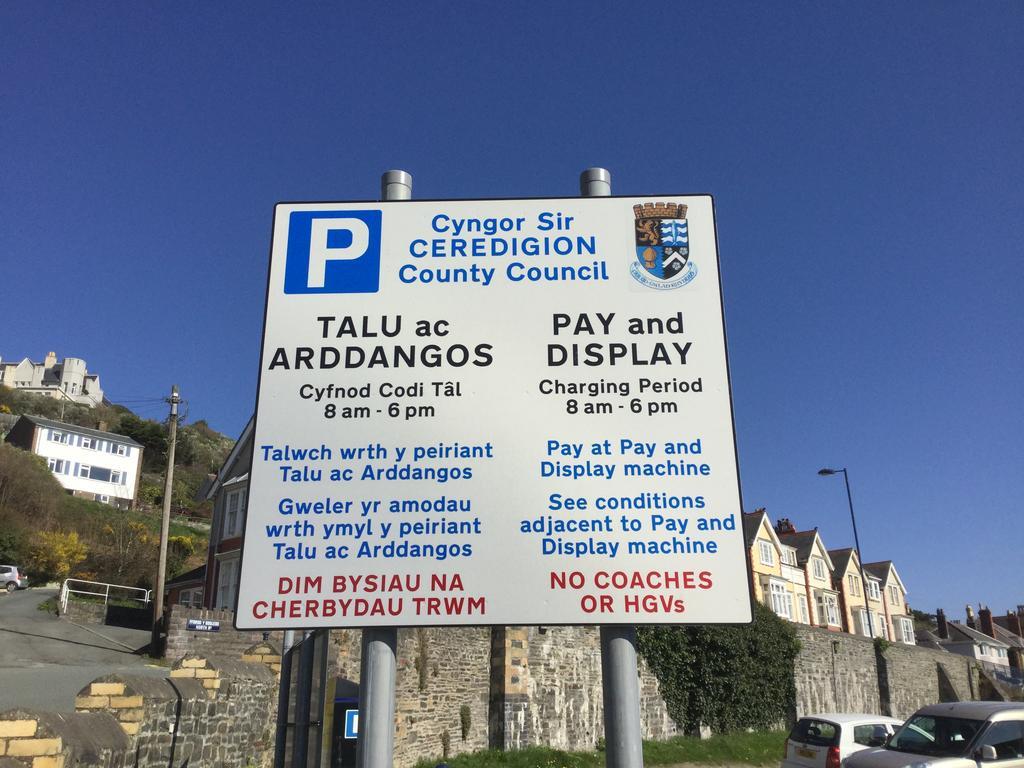 Cardigan Bay Self Catering Accommodation Aberystwyth Eksteriør billede