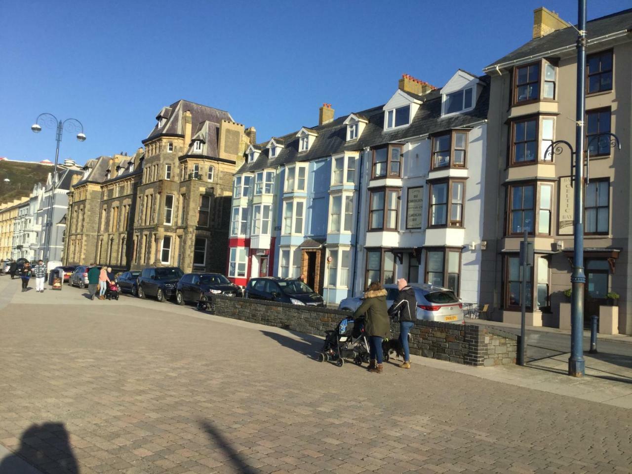 Cardigan Bay Self Catering Accommodation Aberystwyth Eksteriør billede