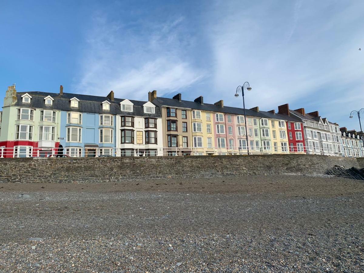 Cardigan Bay Self Catering Accommodation Aberystwyth Eksteriør billede